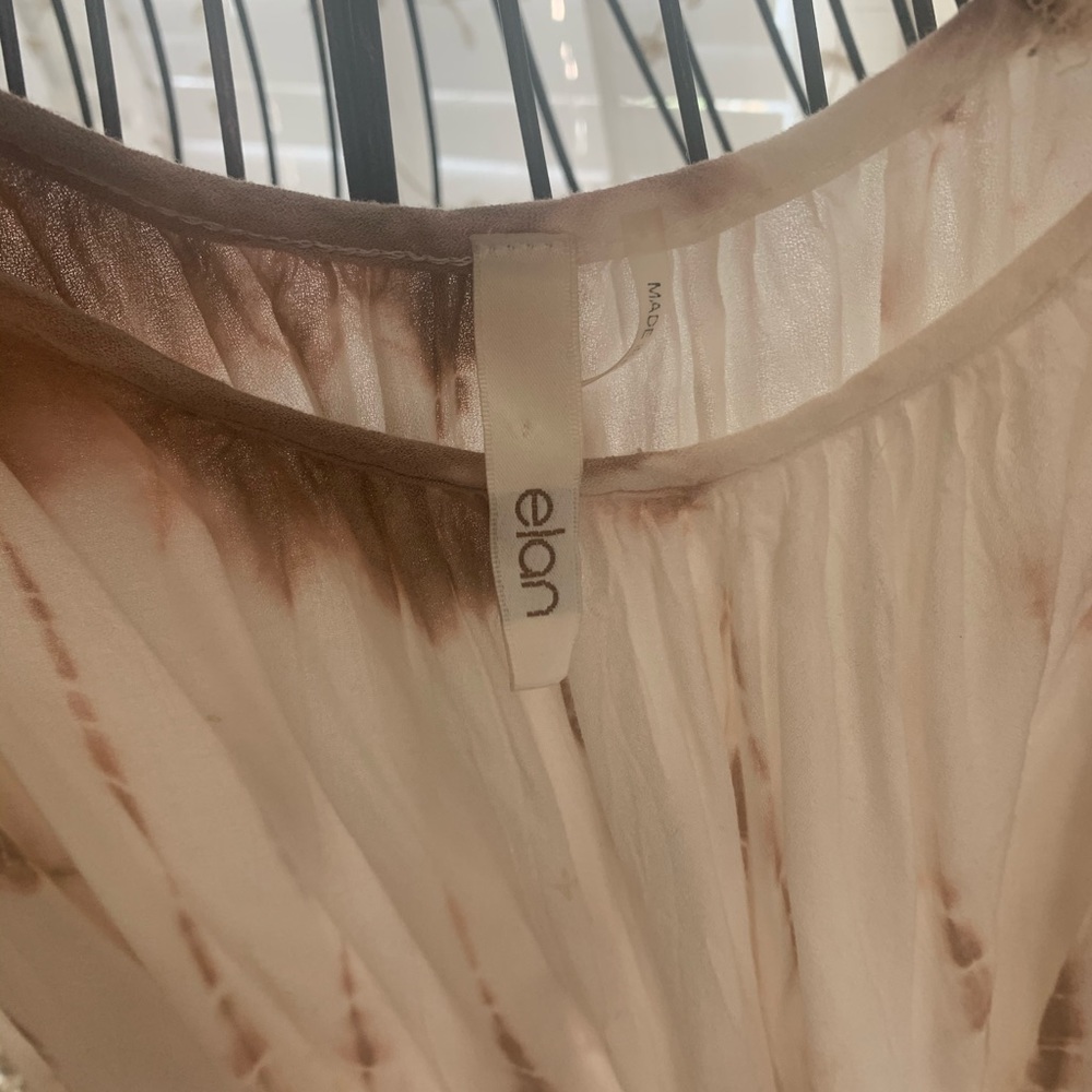 Cold shoulder top
